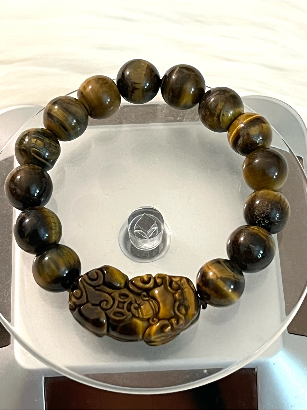 Unisex Tiger Eye Beaded Bracelet with Carved Pi Xiu - Brown